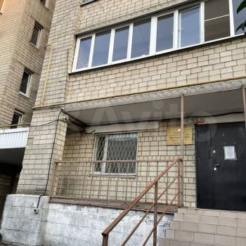 Продается 1-комнатная квартира, 37 м²