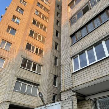 Продается 1-комнатная квартира, 37 м²