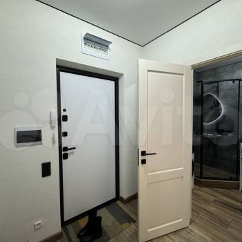 Продается 1-комнатная квартира, 37 м²