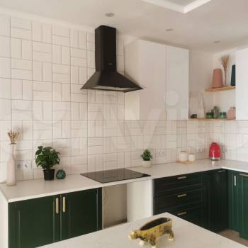 Продается 1-комнатная квартира, 50 м²