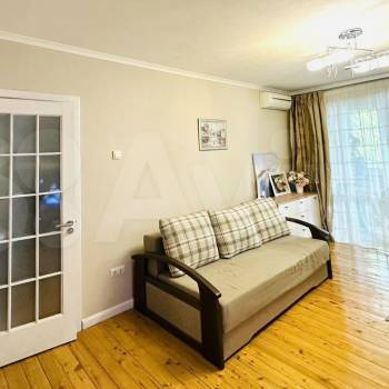 Продается 1-комнатная квартира, 41,6 м²