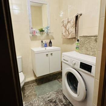 Продается 1-комнатная квартира, 41,6 м²