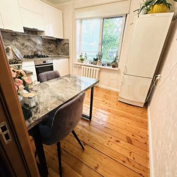 Продается 1-комнатная квартира, 41,6 м²