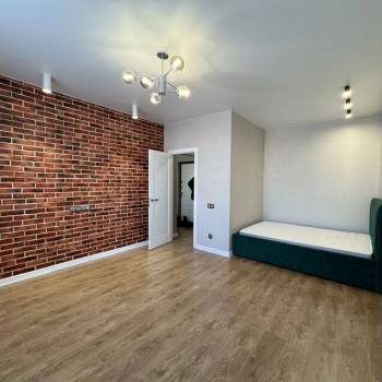 Продается 1-комнатная квартира, 39 м²
