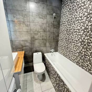 Продается 1-комнатная квартира, 39 м²