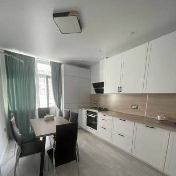 Продается 3-х комнатная квартира, 70 м²