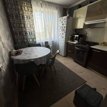 Продается 3-х комнатная квартира, 62 м²