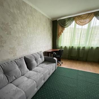 Сдается 1-комнатная квартира, 50 м²