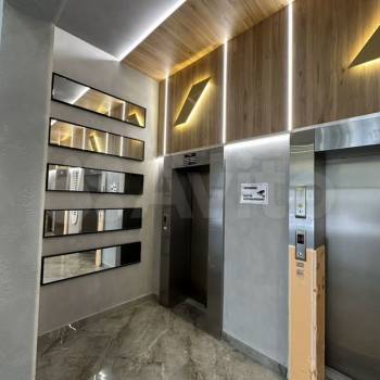 Продается 1-комнатная квартира, 40,6 м²