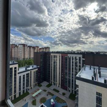 Продается 1-комнатная квартира, 40,6 м²