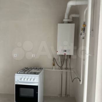 Продается 1-комнатная квартира, 40,6 м²