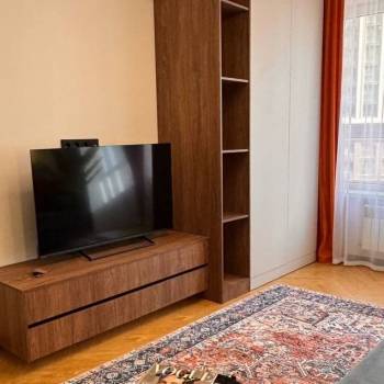 Сдается 1-комнатная квартира, 45 м²