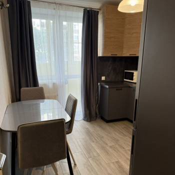 Продается 1-комнатная квартира, 37,1 м²