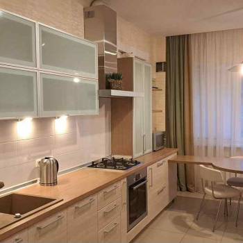 Сдается Многокомнатная квартира, 130 м²