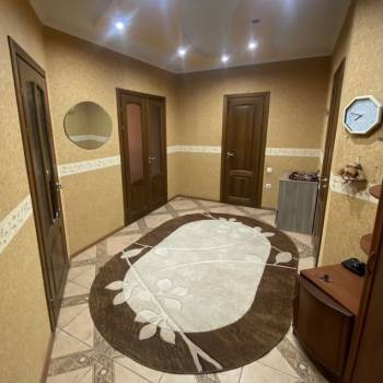 Сдается 2-х комнатная квартира, 70 м²