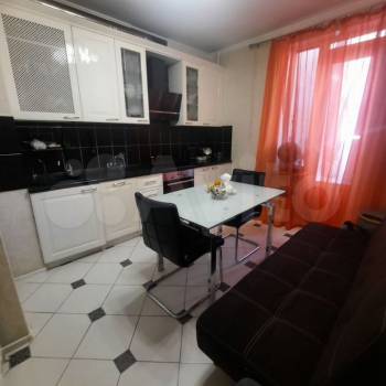 Продается 3-х комнатная квартира, 67,9 м²