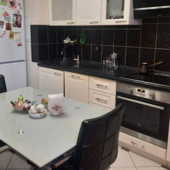 Продается 3-х комнатная квартира, 67,9 м²
