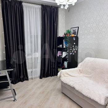 Продается 3-х комнатная квартира, 67,9 м²