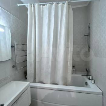 Продается 3-х комнатная квартира, 67,9 м²