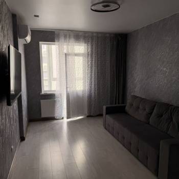 Сдается 1-комнатная квартира, 41 м²