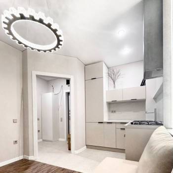 Продается 1-комнатная квартира, 35 м²