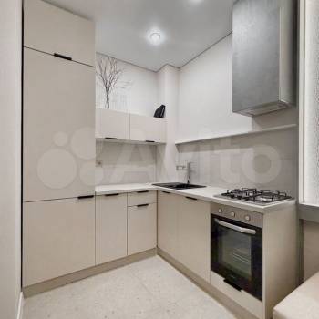 Продается 1-комнатная квартира, 35 м²