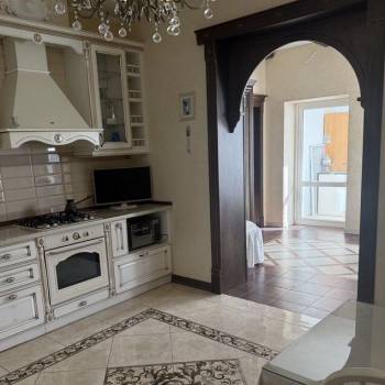 Сдается Дом, 250 м²