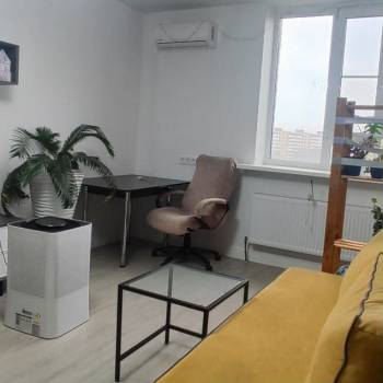 Продается 1-комнатная квартира, 41 м²