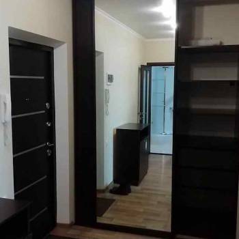 Сдается 1-комнатная квартира, 46 м²
