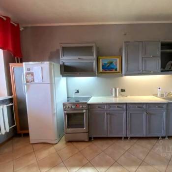 Сдается 1-комнатная квартира, 54 м²