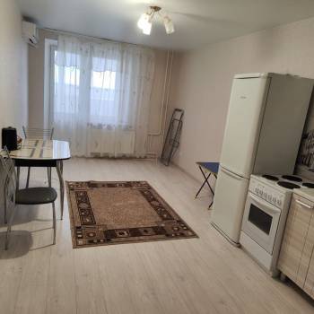 Продается 2-х комнатная квартира, 42 м²