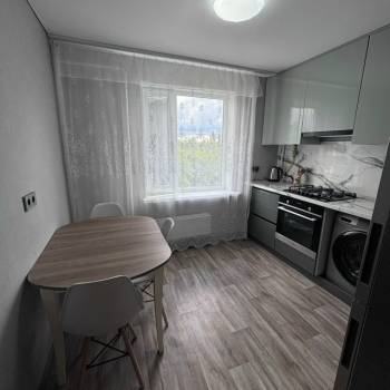 Сдается Многокомнатная квартира, 0 м²