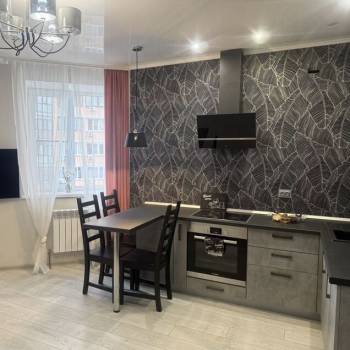 Сдается 2-х комнатная квартира, 60 м²