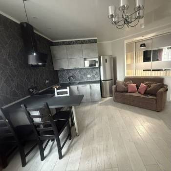 Сдается 2-х комнатная квартира, 60 м²