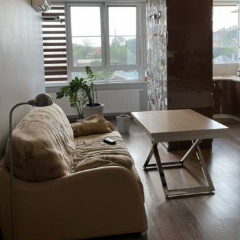 Продается 1-комнатная квартира, 40 м²