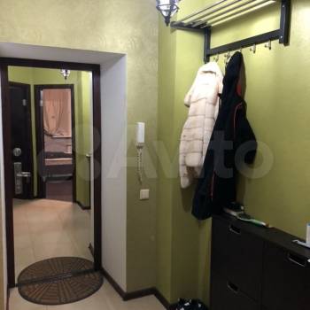 Сдается 1-комнатная квартира, 55 м²