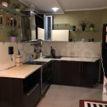 Сдается 1-комнатная квартира, 55 м²