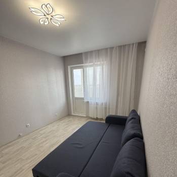 Сдается 1-комнатная квартира, 37,1 м²