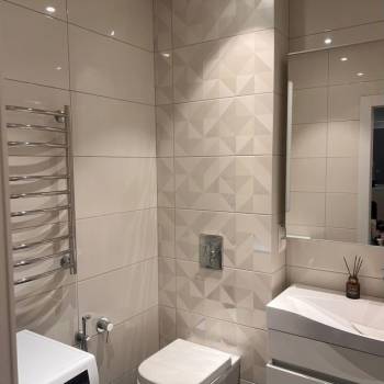 Продается Многокомнатная квартира, 83 м²