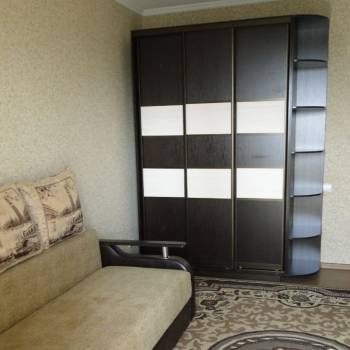 Сдается 1-комнатная квартира, 42 м²