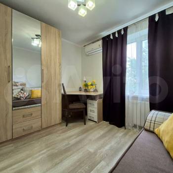 Продается 3-х комнатная квартира, 61 м²