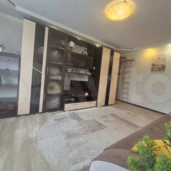 Продается 3-х комнатная квартира, 61 м²
