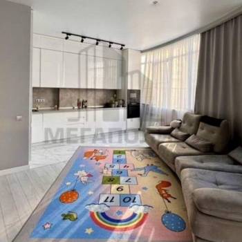 Продается 3-х комнатная квартира, 80 м²