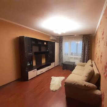 Сдается 2-х комнатная квартира, 52 м²