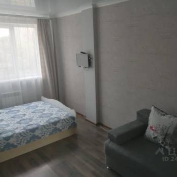 Сдается 1-комнатная квартира, 40 м²