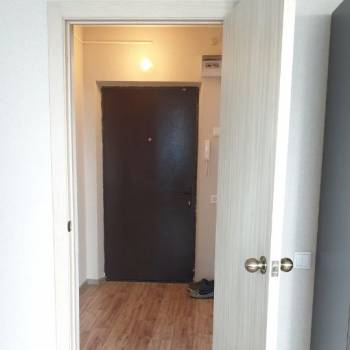 Продается 1-комнатная квартира, 28,3 м²
