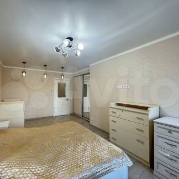Сдается 2-х комнатная квартира, 75 м²