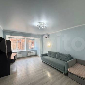 Сдается 2-х комнатная квартира, 75 м²