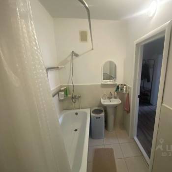 Продается 3-х комнатная квартира, 65 м²