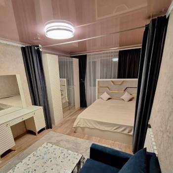 Продается 1-комнатная квартира, 32 м²